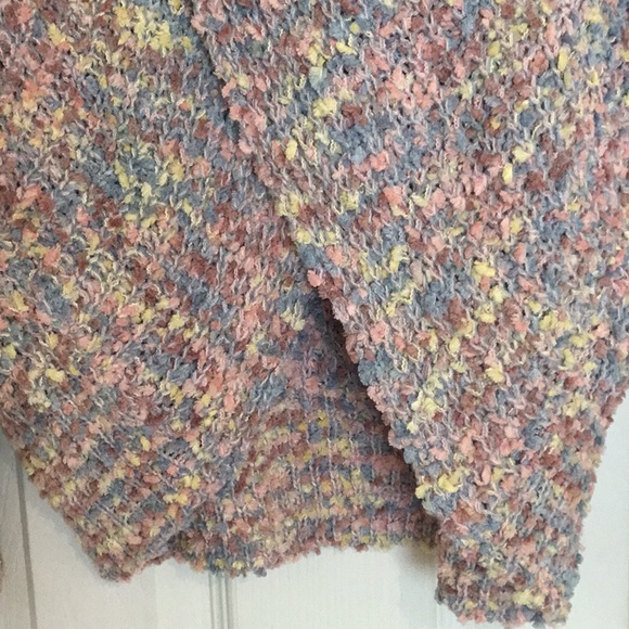 NWT Unique Hadens Los Angeles Soft Long Sleeve Back Twist Sweater - Picture 4 of 16